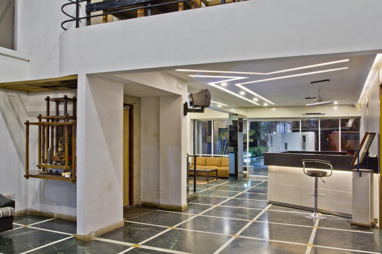 Hotel Executive Súrat Exteriér fotografie